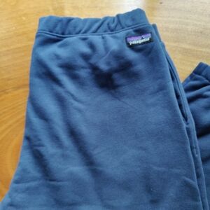NWT Patagonia Fitz Roy Navy Sweatpants